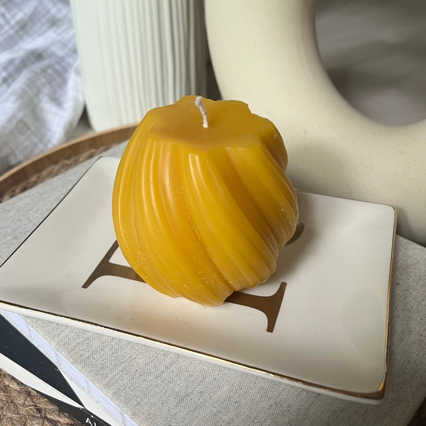 Swirl candle