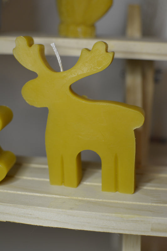 Reindeer beeswax candle